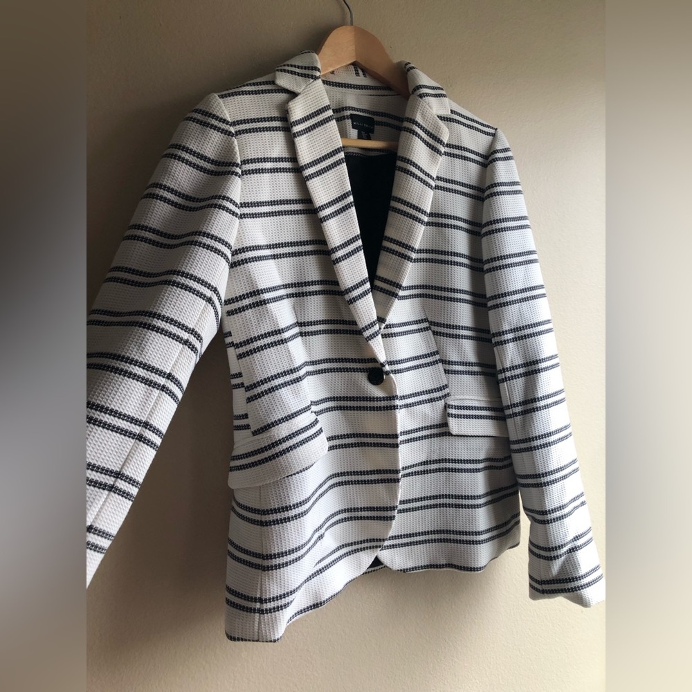 Willi Smith Women’s Long Sleeve Button White Black Stripped Jacket Size Small - Picture 3 of 13